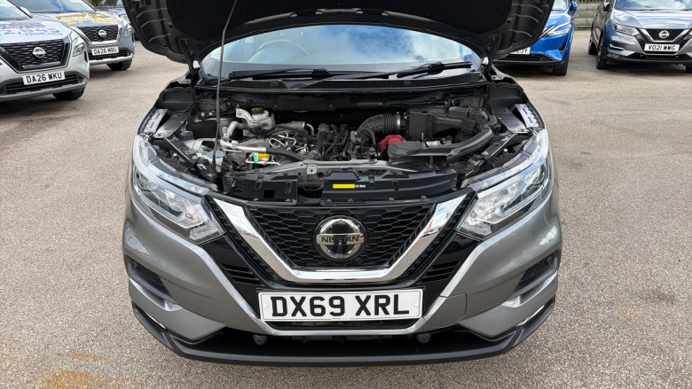 Nissan Qashqai 1.3 DiG-T 160 Acenta Premium 5dr Petrol Hatchback